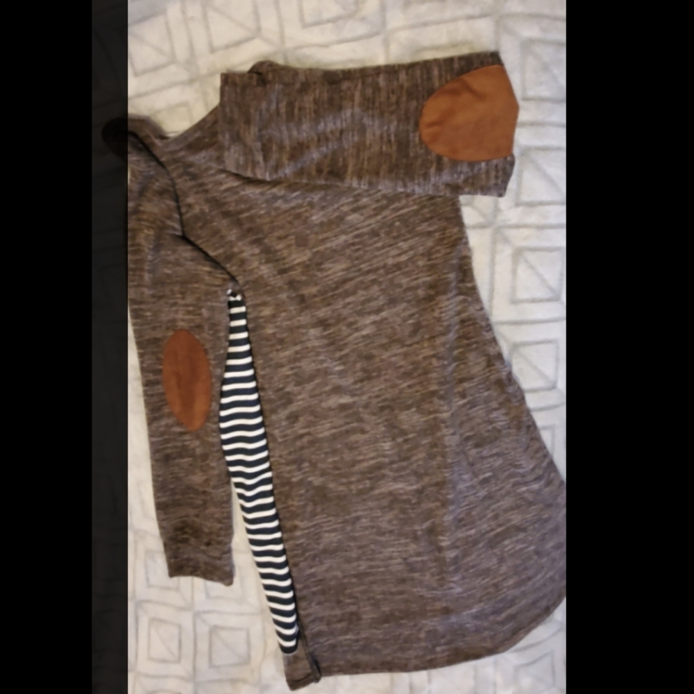 L/S Tunic - Picture 3 of 4